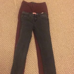 Stretchy jeans 2 for 20$ super comfortable